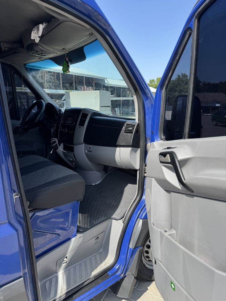Продається sprinter 313