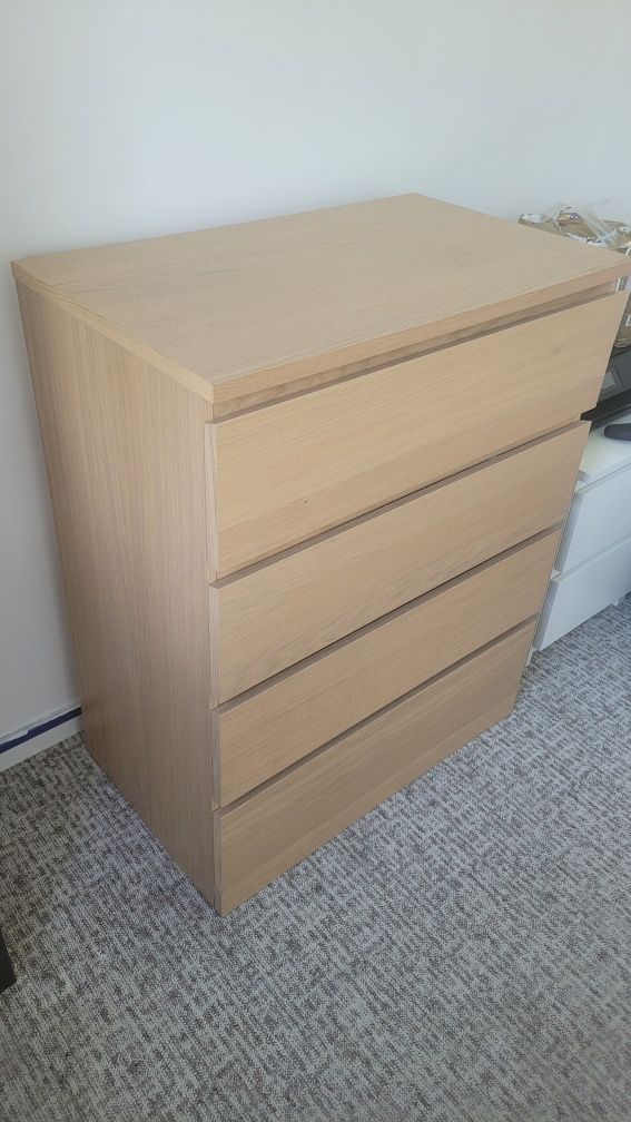 Sprzedam komodę ikea malm