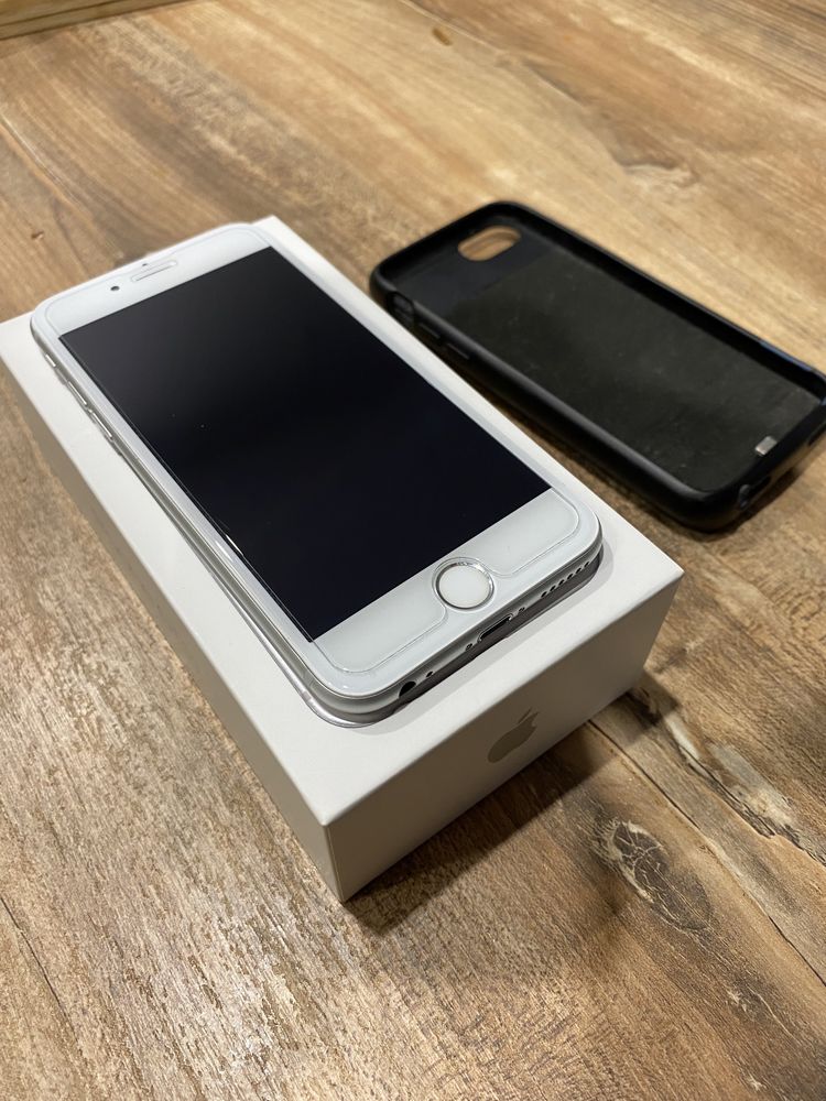 iPhone 6S Silver 64GB bez blokad + etui powerbank