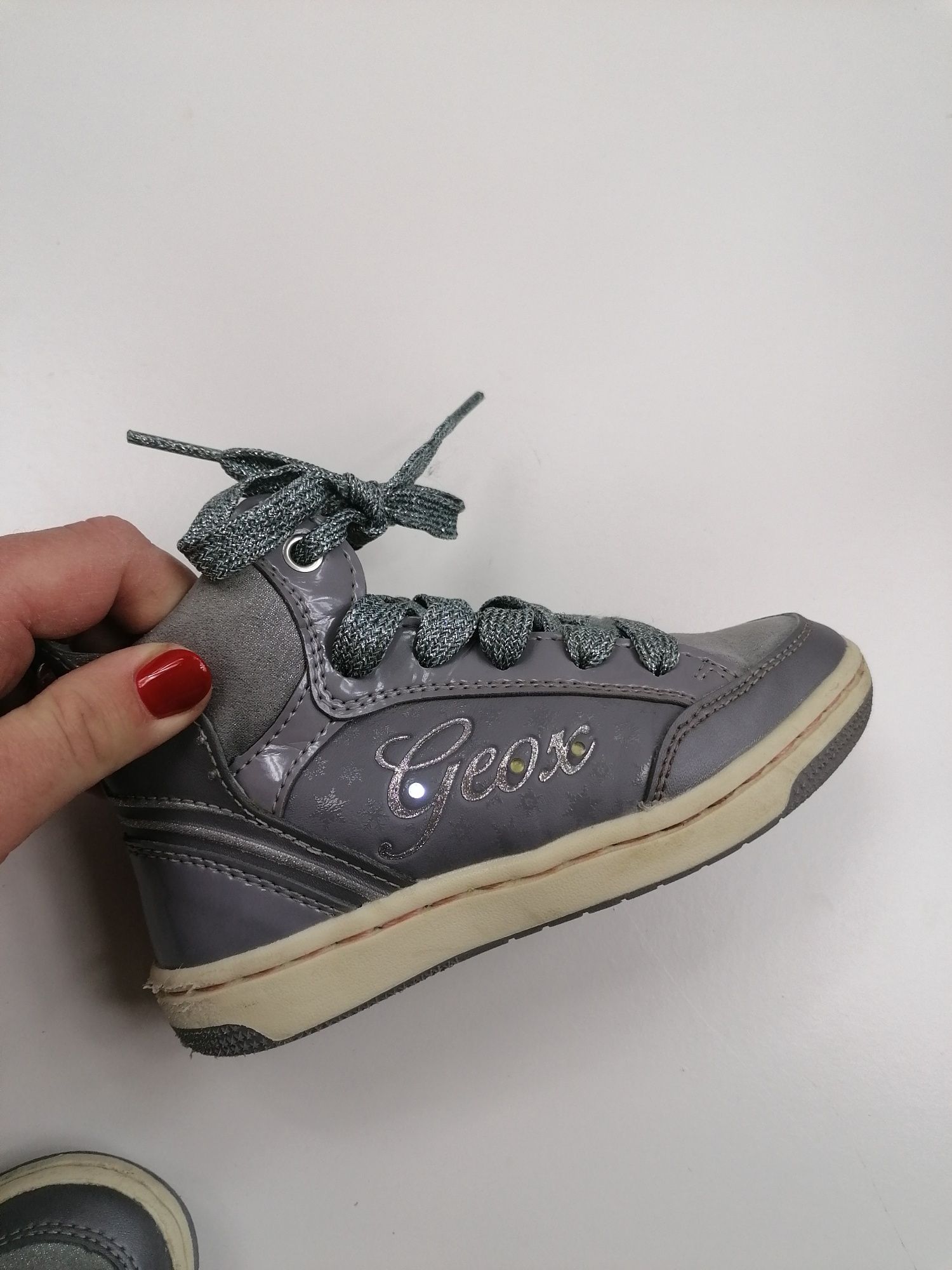 Buty geox rozm. 27 swiecace
