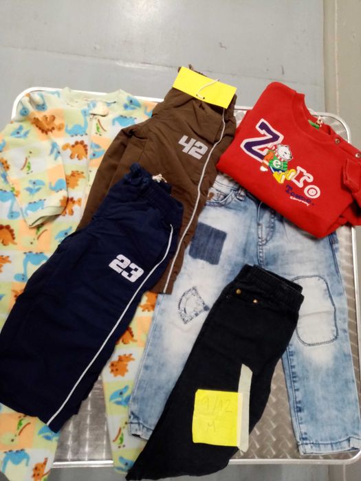 Roupa de bebé em lotes em 2a mão em bom estado