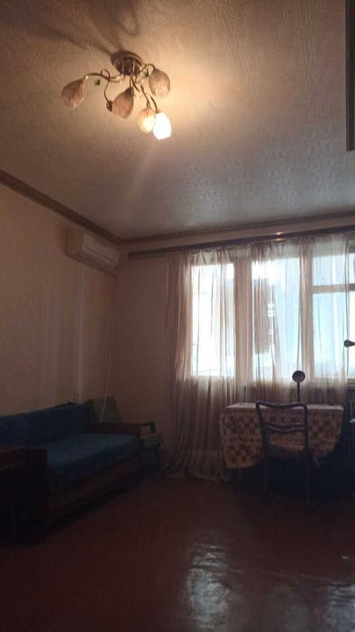 Продам 1 к квартиру 36 кв м Первый дом от метро "Салтiвська"