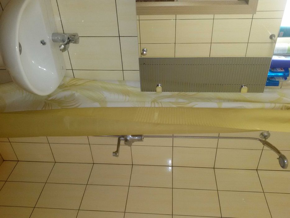 метро Спортивна стадіон Металіст два окремих