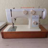 Продам швейну машинку Чайка 142М