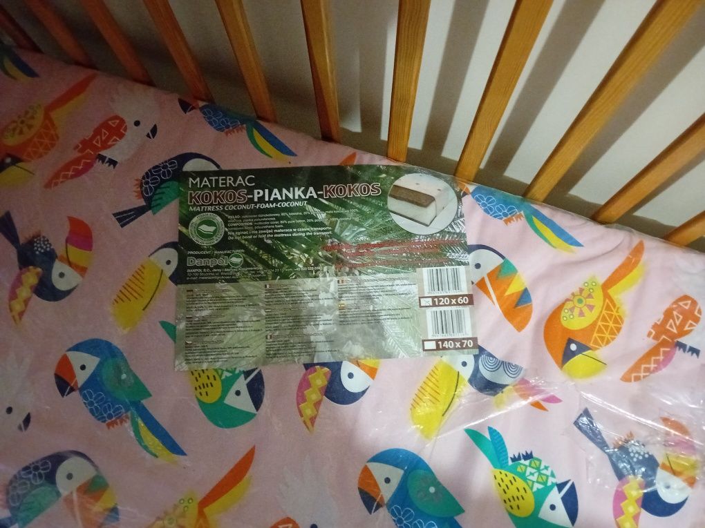 Łóżeczko z materacem +przewijak gratis