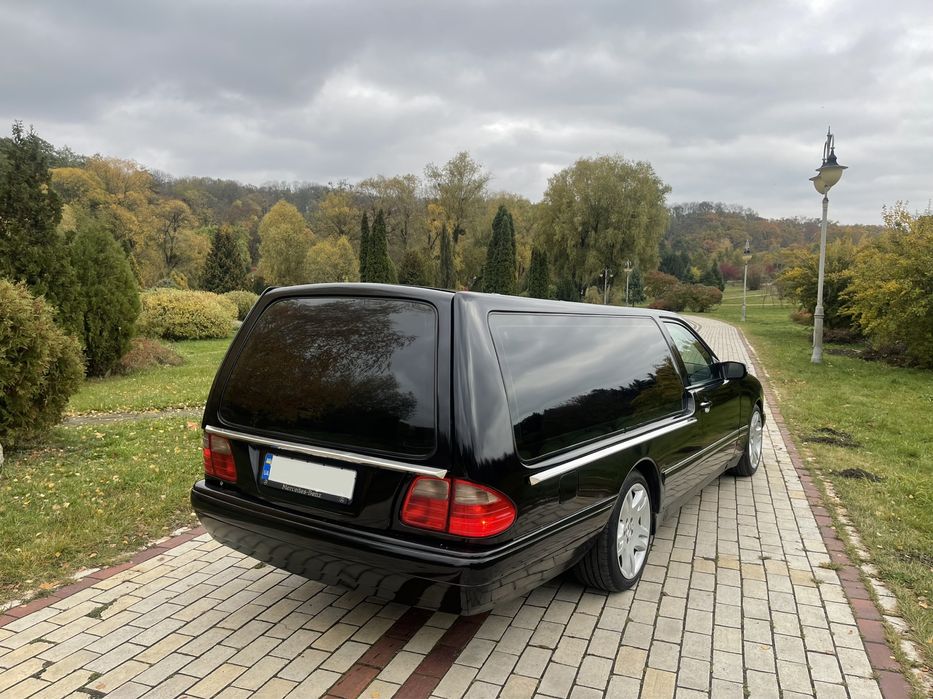 Ритуальні послуги, Катафалк по всій Україні,перевезення померлих