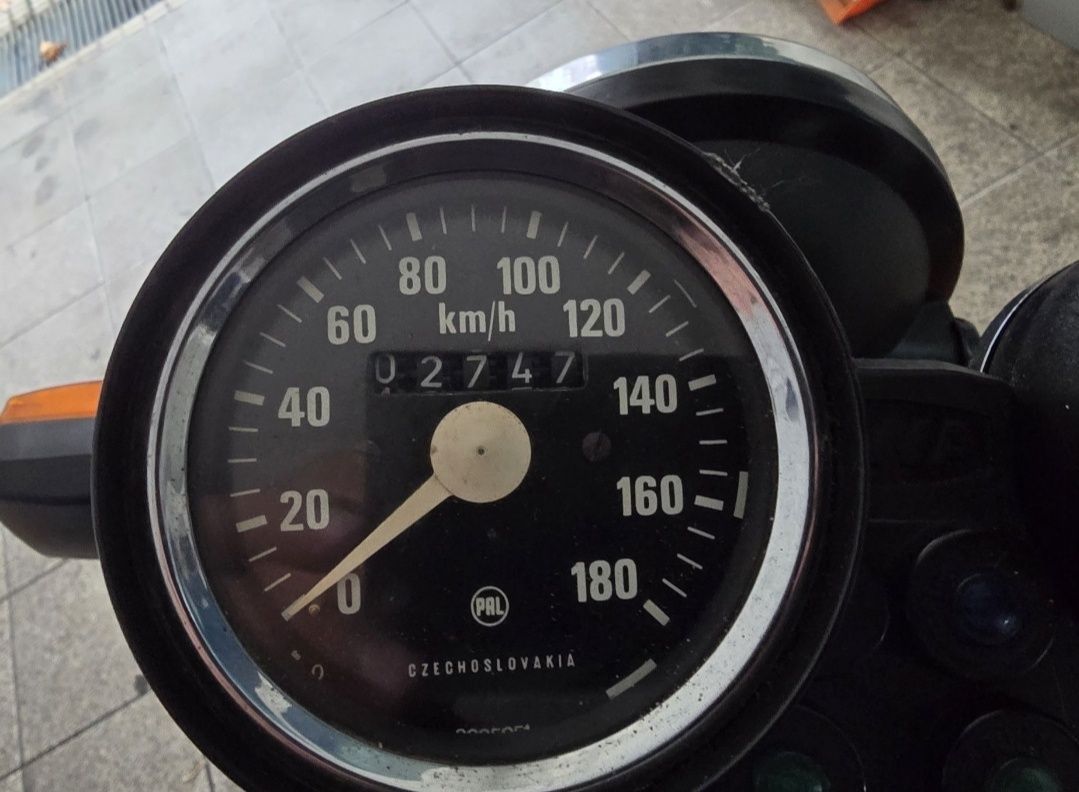 Moto Jawa 350 sidecar