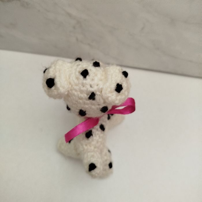 Собачка вязанная игрушка далматинец