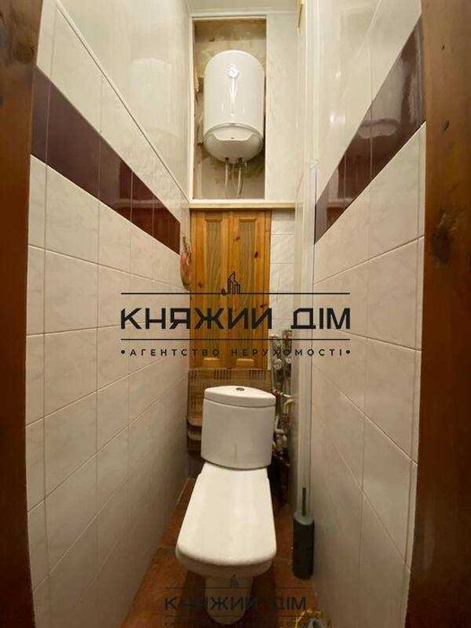 Продаж 3 кімнатна квартира м. Олімпійська КОД 21147044