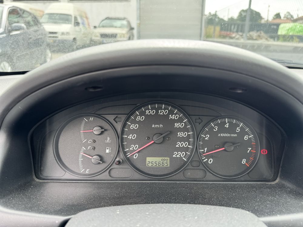 Mazda 323F 1.4i 75CV