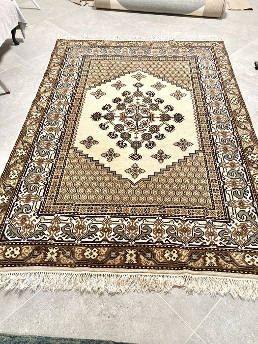 Oryginalny dywan tunezyjski wełniany ręcznie tkany 247x167 wyprany