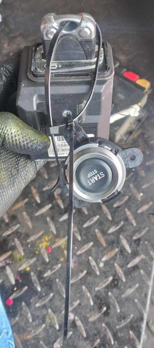 stacyjka z kluczykiem Alfa Romeo 159 156/0616/200