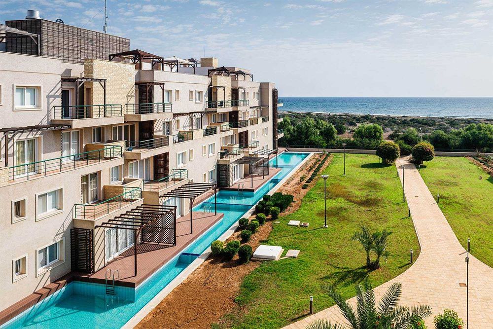 Просторные апартаменты 69 м² + терраса 18,8 м² с прямым видом на море.