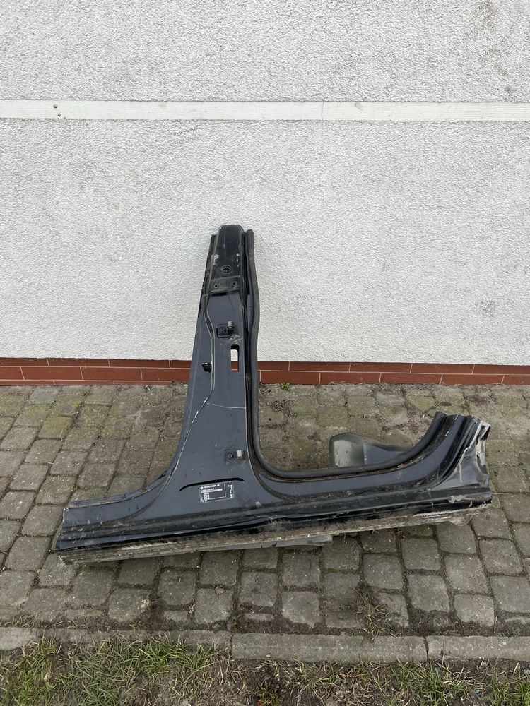 Słupek lewy cwiartka  srodkowy vw polo 6r 6c