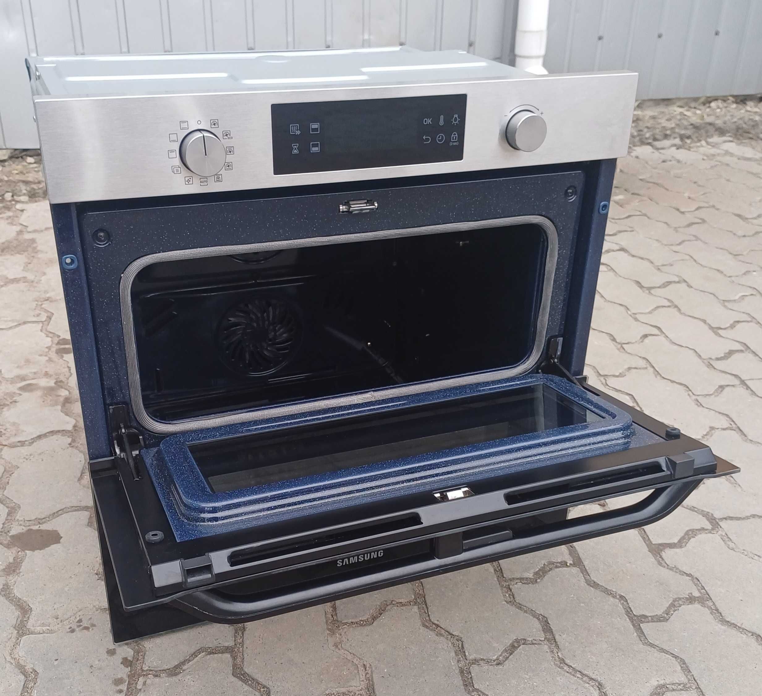 Топ духовка електрична DUAL COOK Samsung NV75N5622RT піроліз 75л