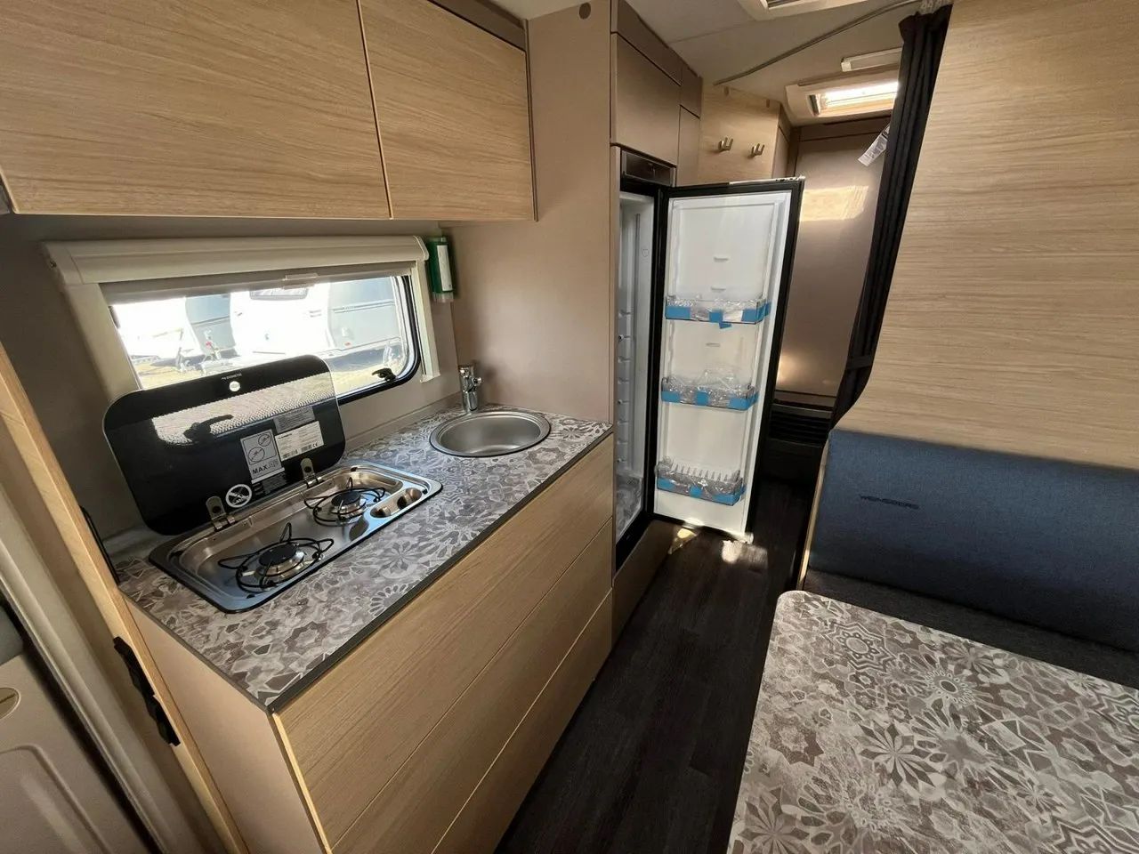 Weinsberg 500QDK  2024, 6-osobowa, Klima, Solary, Mover, nowa przyczepa, Cesja leasingu