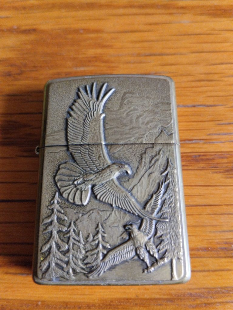 Зажигалка бензиновая Zippo
