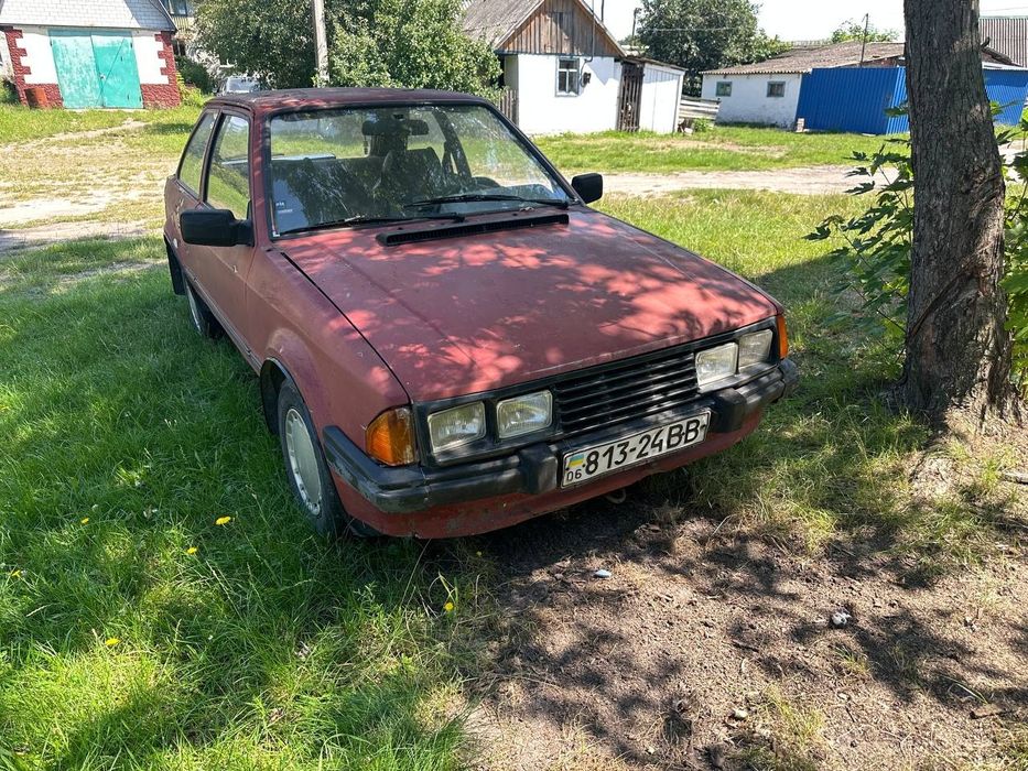 Продам форд ескорт 1.1