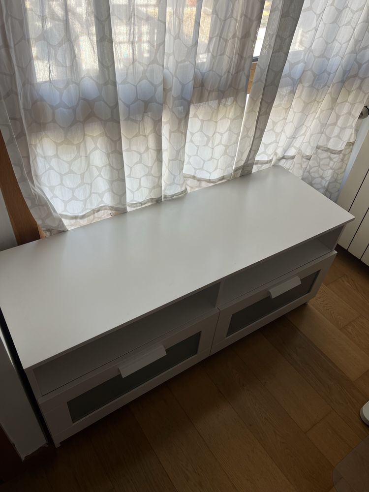 Comoda branca quarto