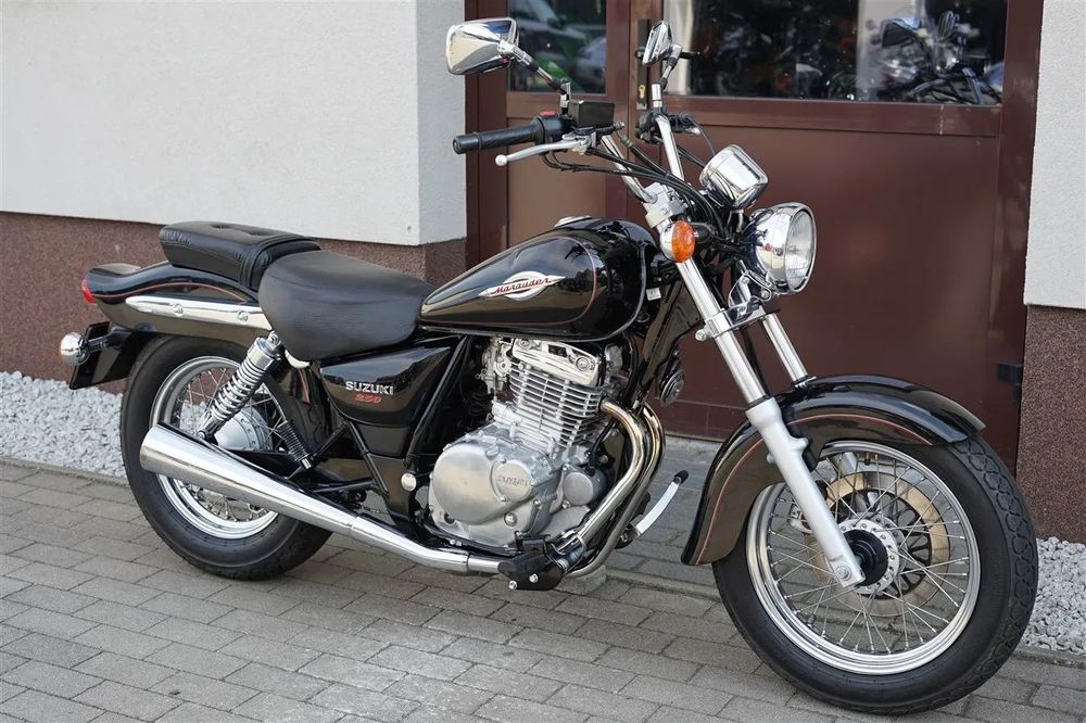Suzuki GZ 250 Marauder, bardzo ładny stan, oryginalny lakier,zarejestrowany w PL