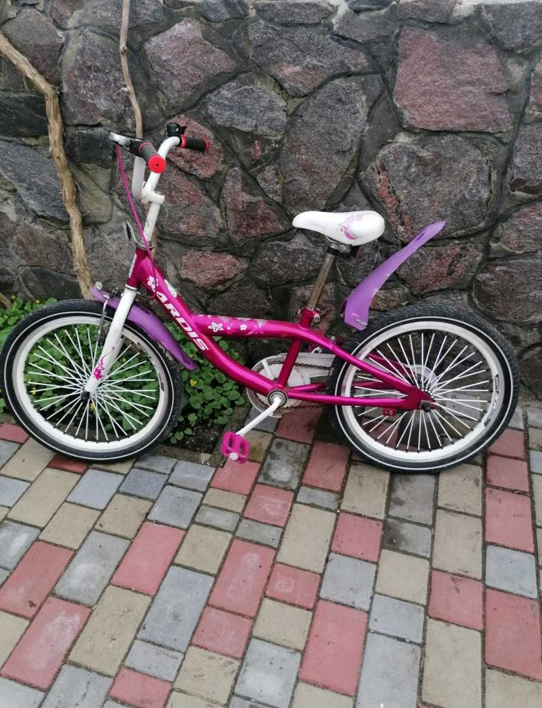 Продам дитячий велосипед фірми Ardis, в дуже гарному стані.