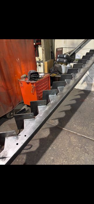 Schody stalowe zewnetrzne wewnetrze przemyslowe