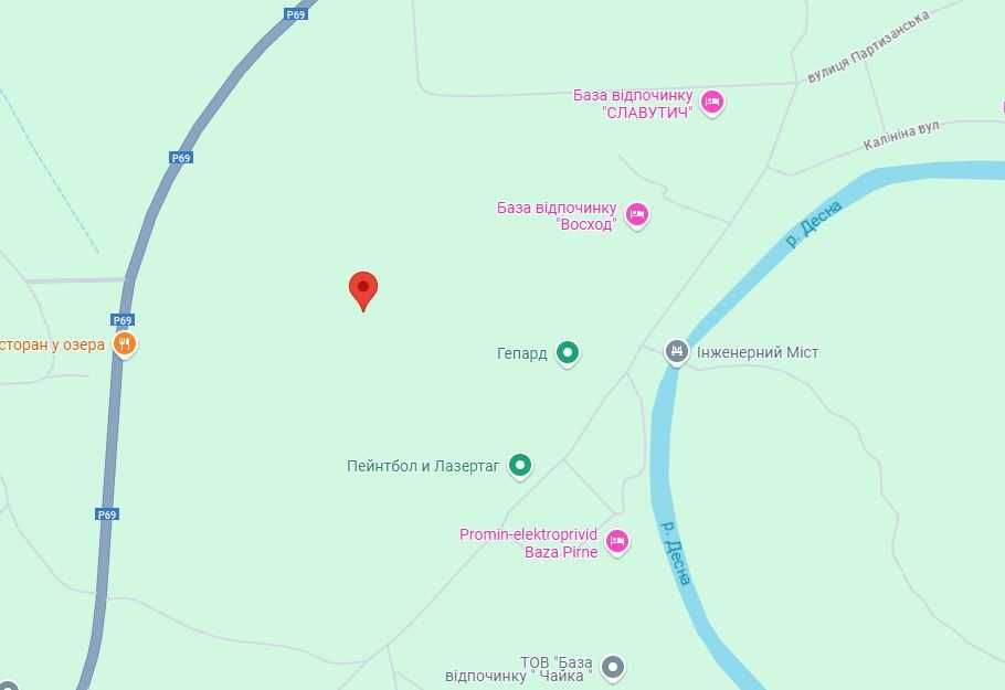 Сучасний недобудований будинок біля Десни
Крутий проєкт Вища Дубечня