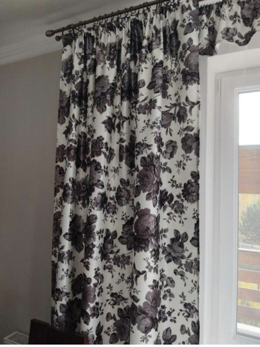 Komplet pięknych zasłon