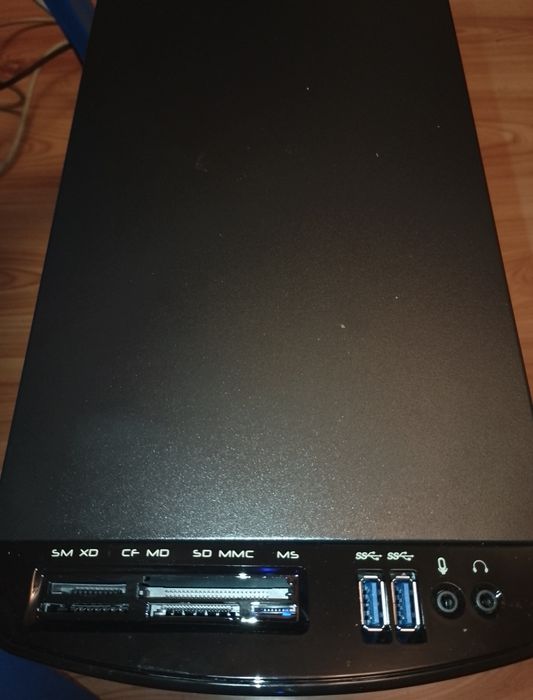 Komputer stacjonarny