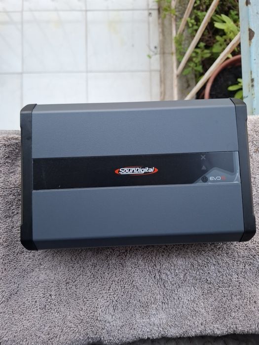 Amplificador EVO5 3000.1 4Ω digital um canal