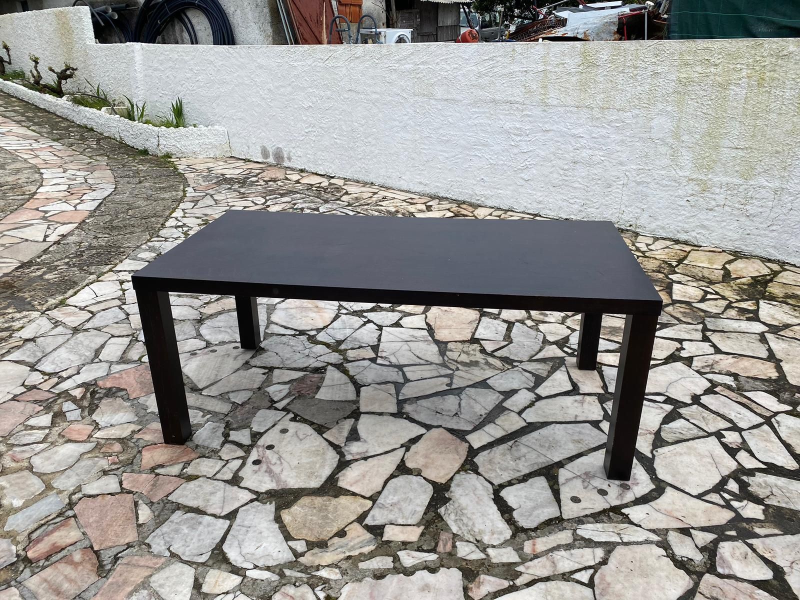 Mesa de jantar preta