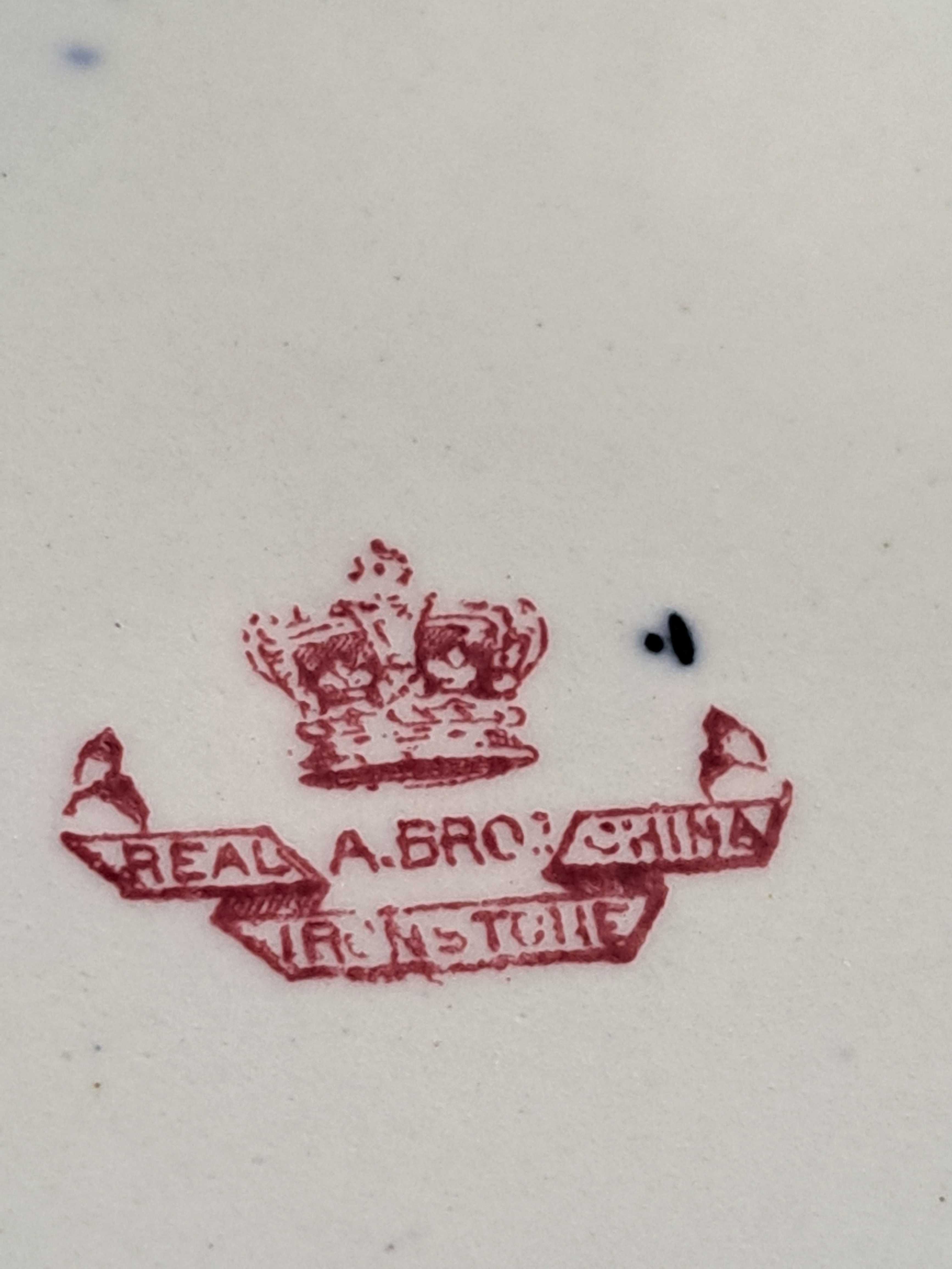 Talerz sygnowany A.Bros Real Ironstone China wiek XIX /XX