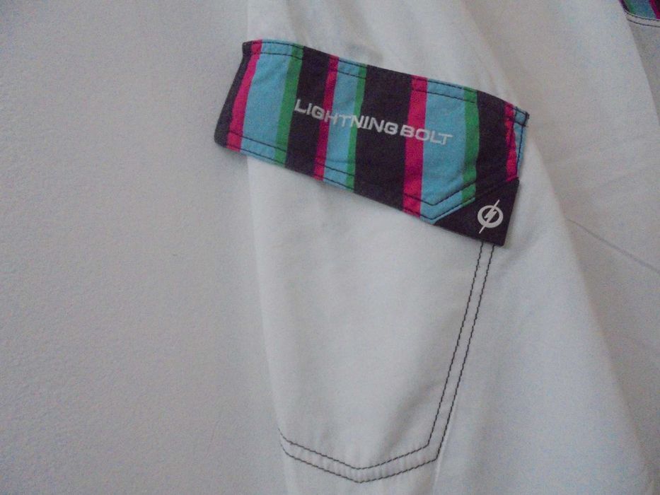 Bermudas de homem da marca LIGHTNINGBOLT