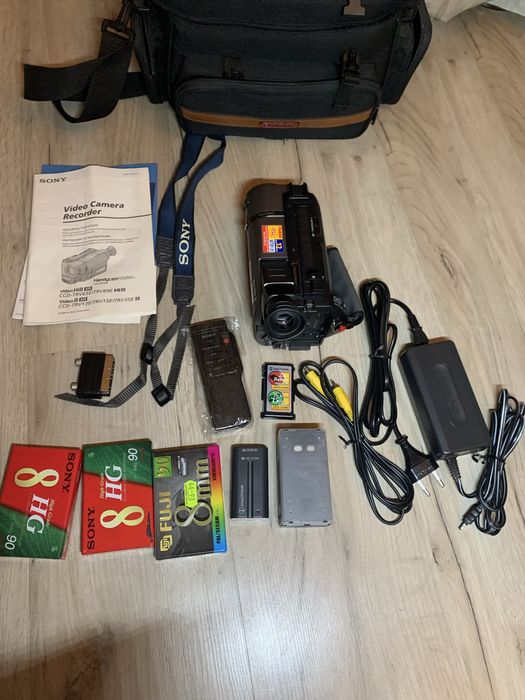 Sony Handycam Video 8 ccd-trv35e vhs retro Super Zestaw