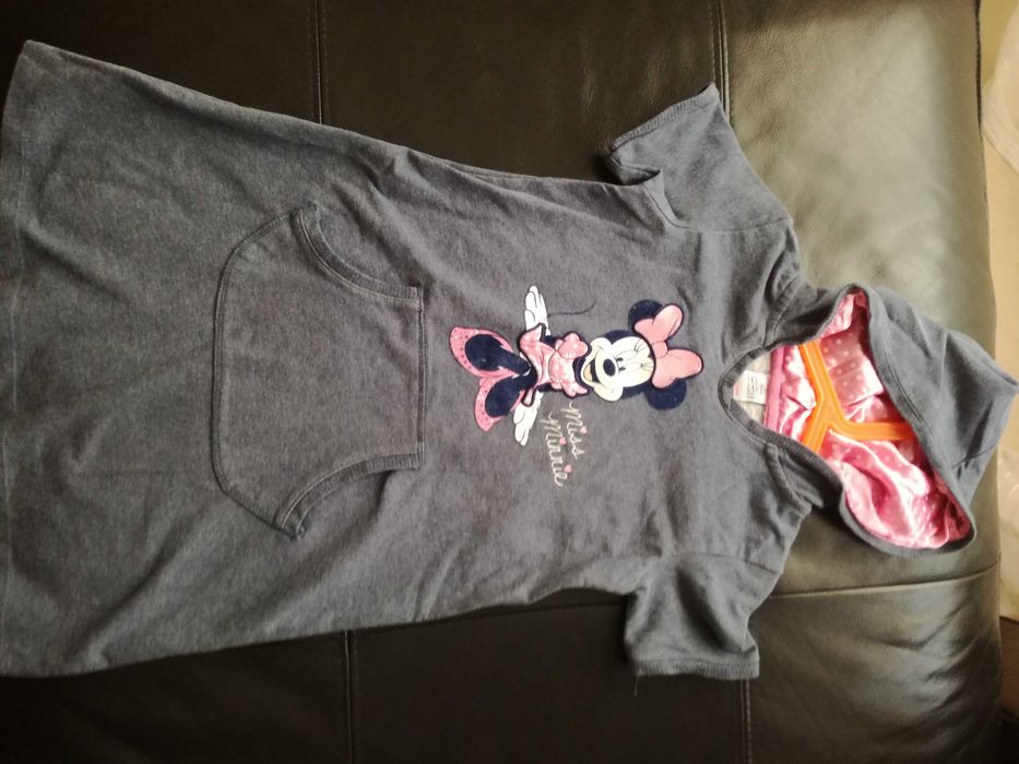 Vestido da Disney com capuz