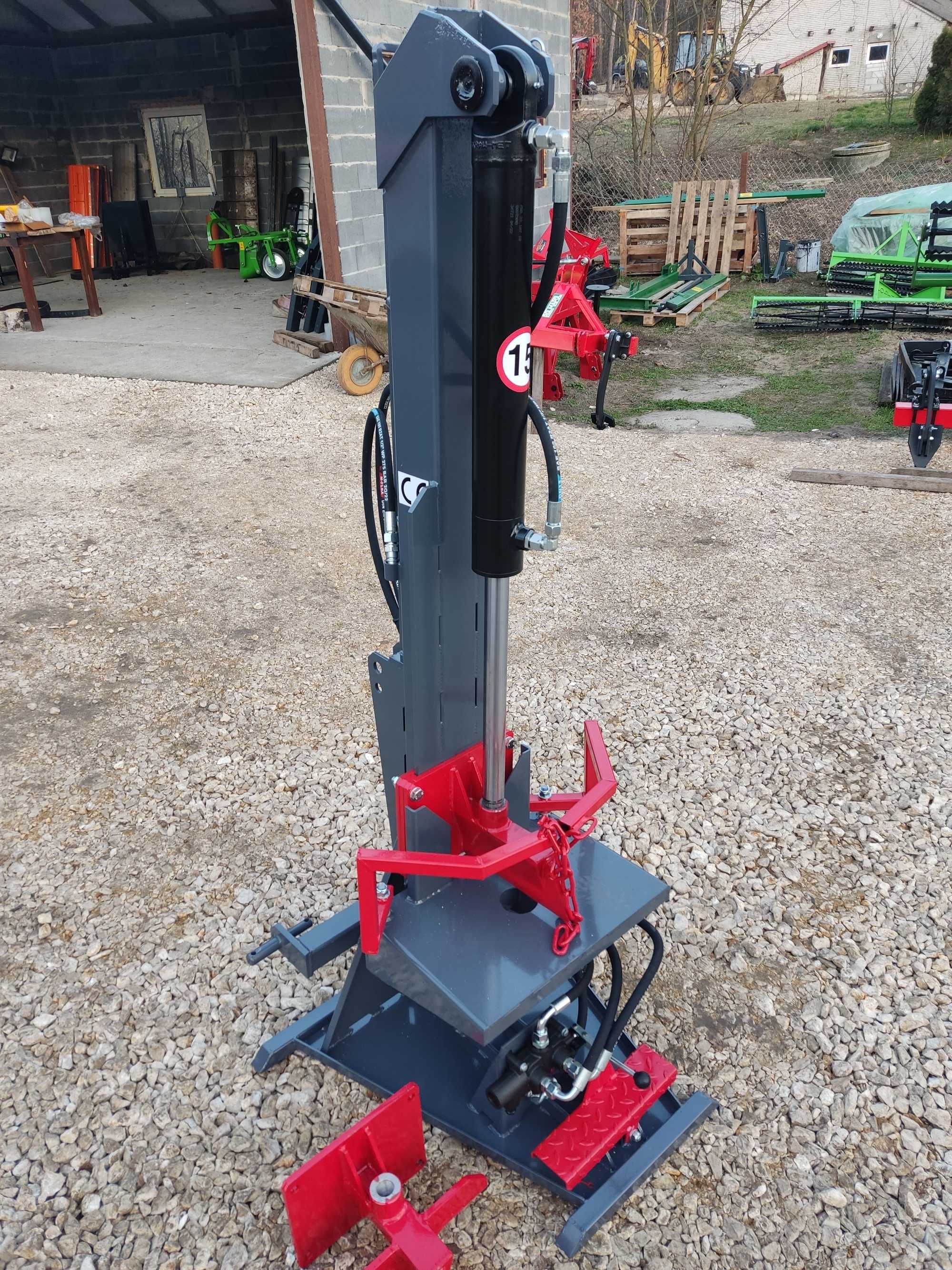 Łuparka hydrauliczna 20t pionowa do drewna