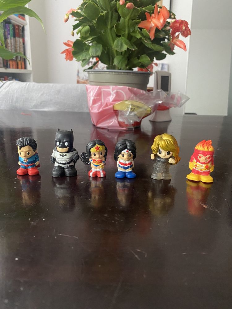 Figurki DC comics ooshies