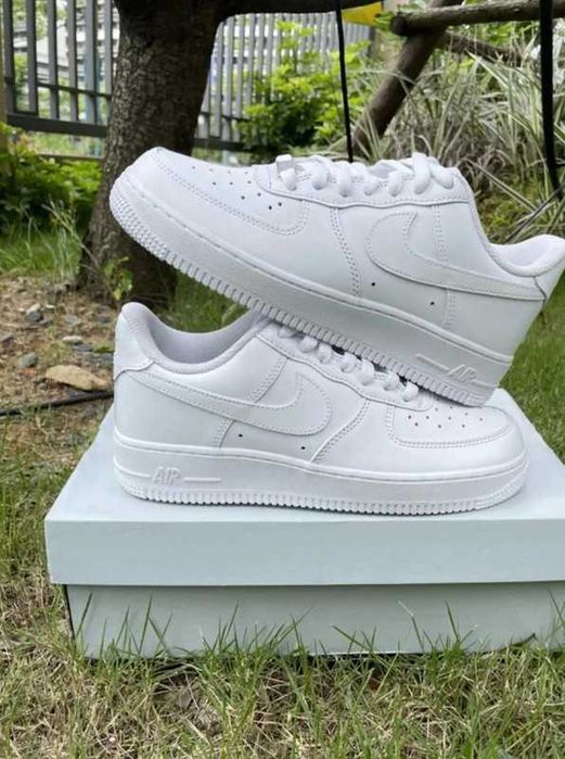 Buty damskie Trampk Nike Air Force 1 Low '07 White R.46