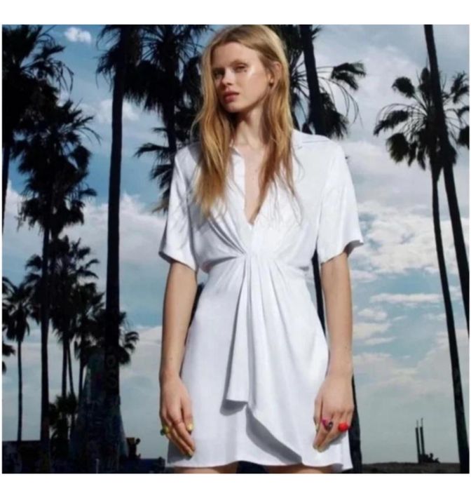 ZARA сукня в розмірі М