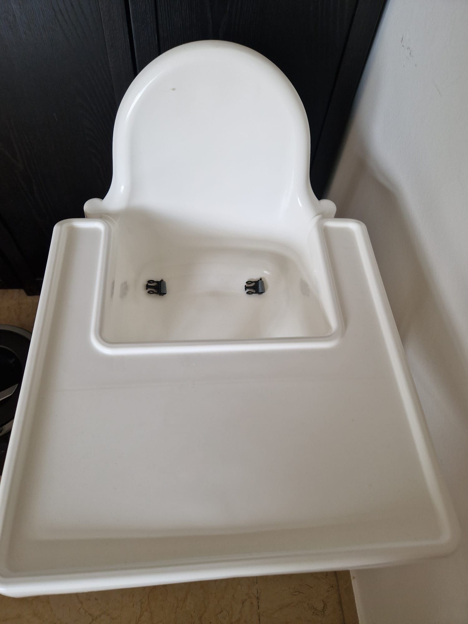 Cadeirada de refeições Ikea com tabuleiro