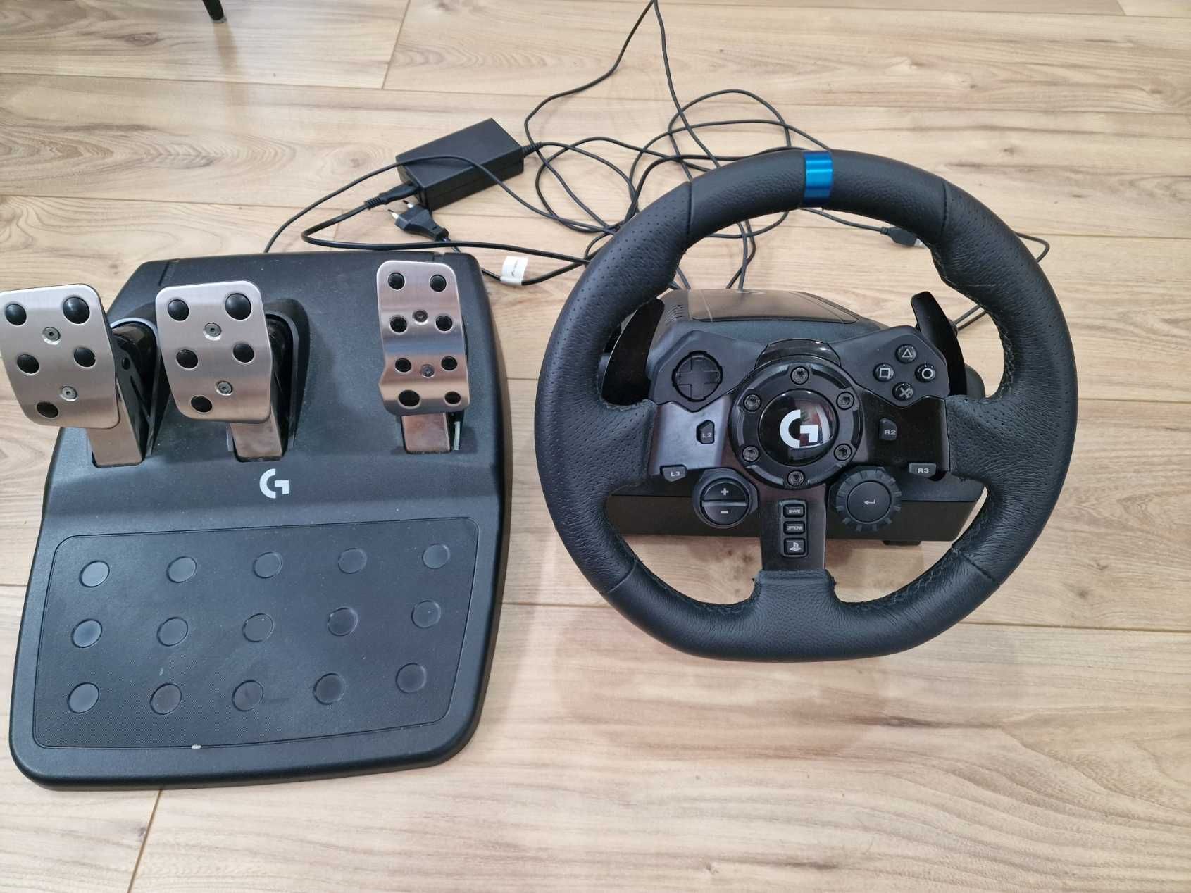 Logitech G923 – kierownica do PC / PS5 / PS4 – stan idealny