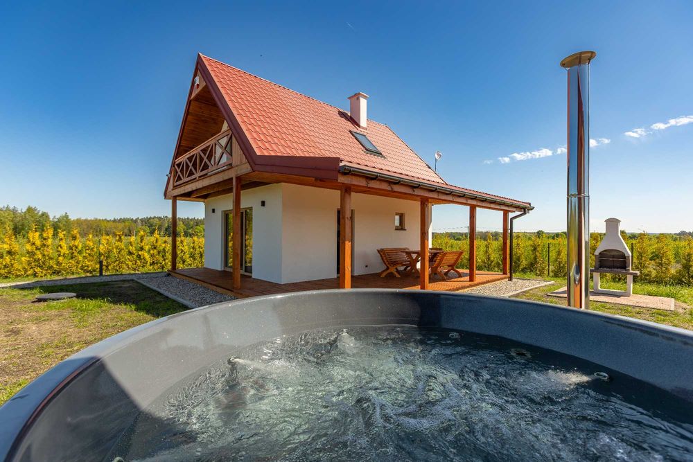 Dom Mazury jezioro sauna balia cisza samotny dom bez sąsiadów