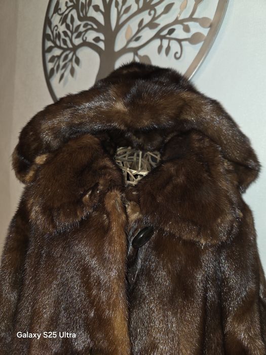 Casaco de pele de vison verdadeiro