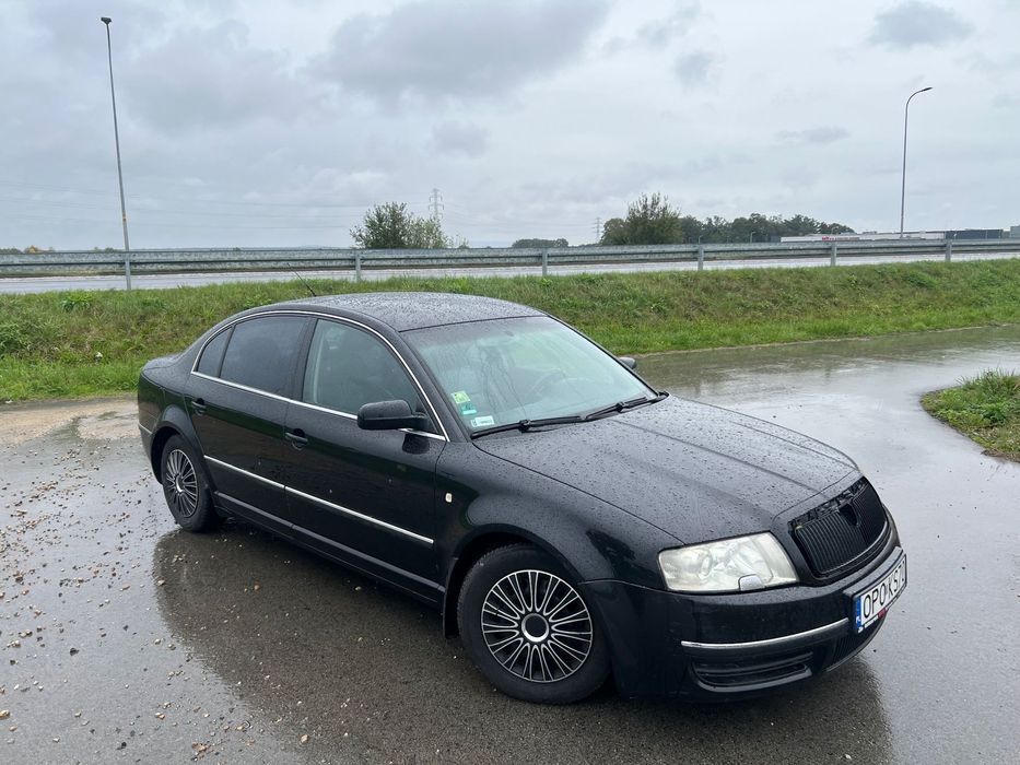 Skoda Superb Diesel !! Navi !! Skóry !! Klimatyzacja !!
