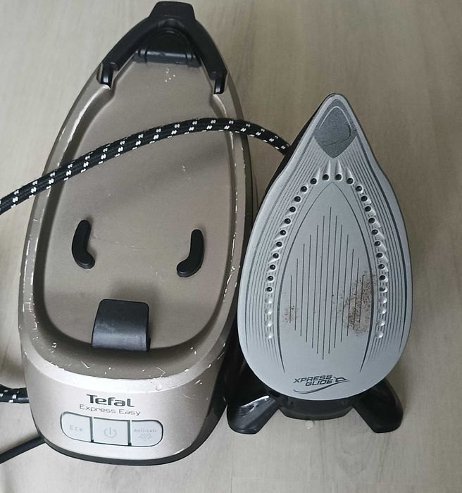 Stacja parowa żelazko Tefal