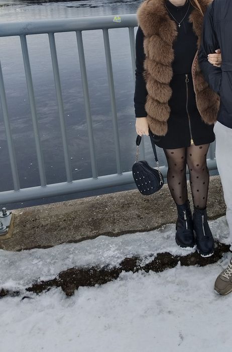 Натуральна мехова жилетка xs s песець