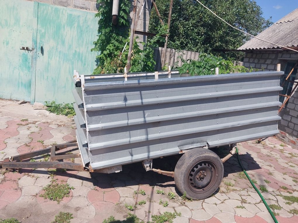 Продам прицеп в Изюме.