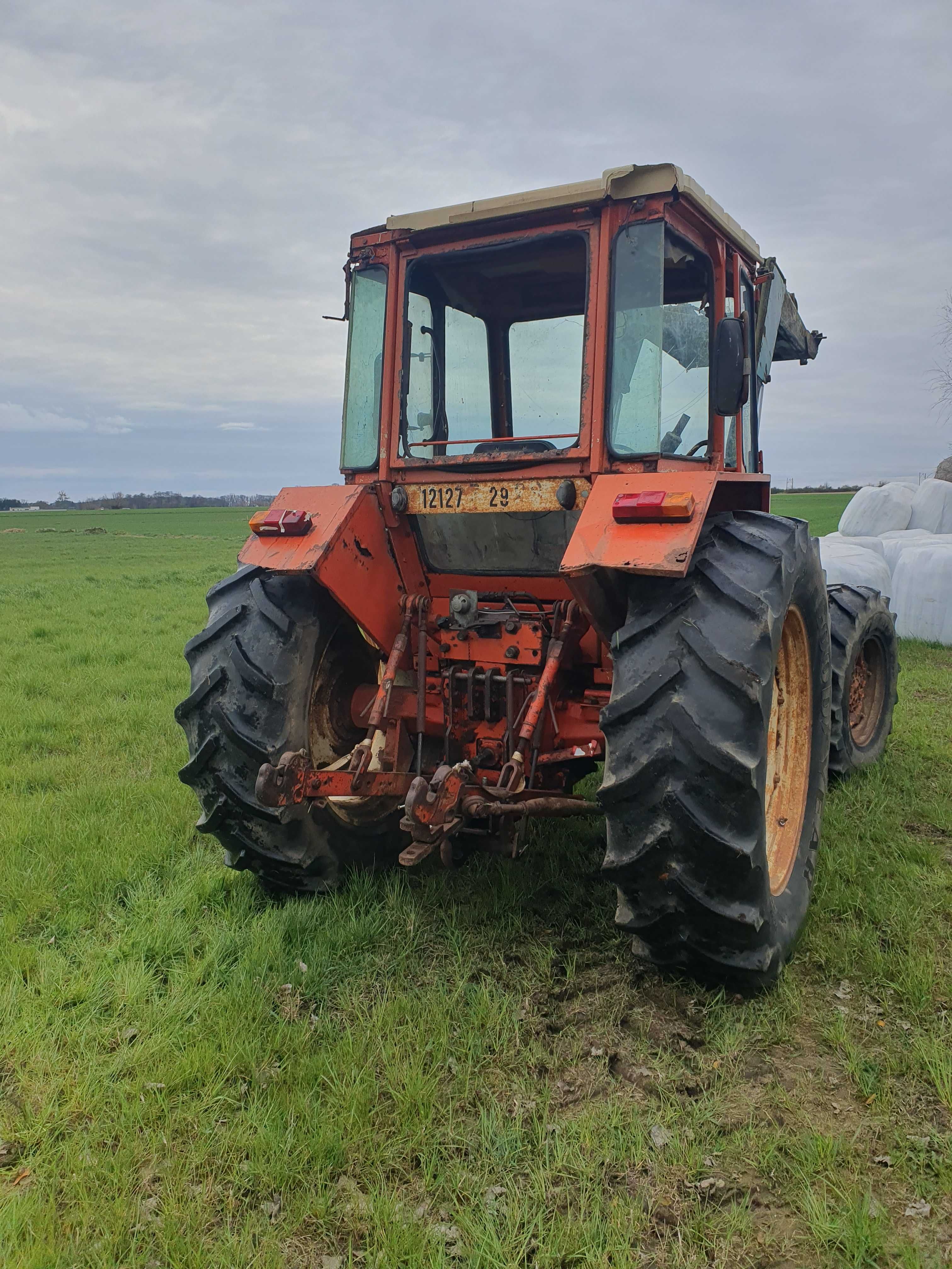 Traktor Renault 891-4 nie zetor ,paszowóz