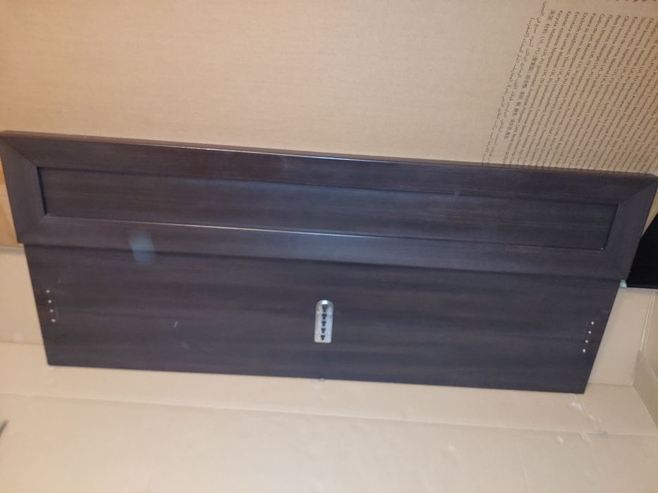 Łużko sypialniane 160x200 black red white