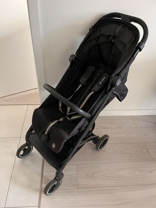 Wózek spacerowy Cybex Beezy 2.0 czarny